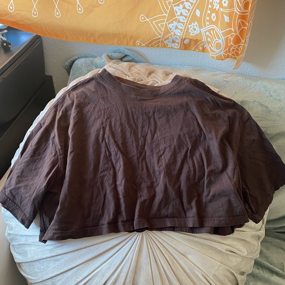 H&M Tops - H&M CROPPED BOXY TOP (BROWN)